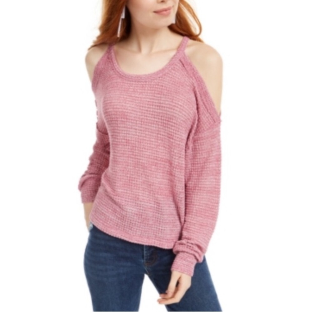 Freshman Cold-Shoulder Long Sleeve